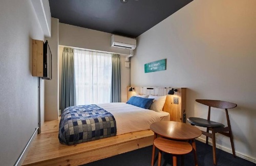 Fukuyama Hotel | Spacious single room 18 square meters Bed is que / Fukuyama Hiroshima