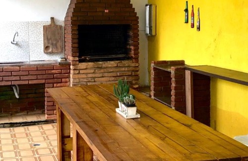 Vila Clais Casa | Spacious single storey house, Bertioga, close to the beach (we accept pets)