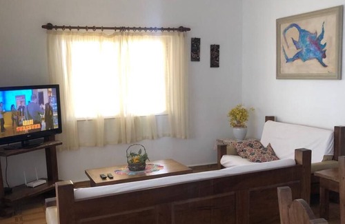 Vila Clais Casa | Spacious single storey house, Bertioga, close to the beach (we accept pets)