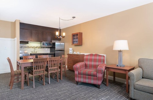 West Dover Apartamento | Spacious Ski-In Suite | Sleeps 6