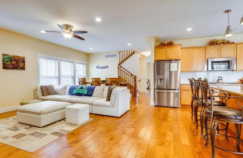 Northeast South Bend Casa | Spacious South Bend Home - Walk to Notre Dame!