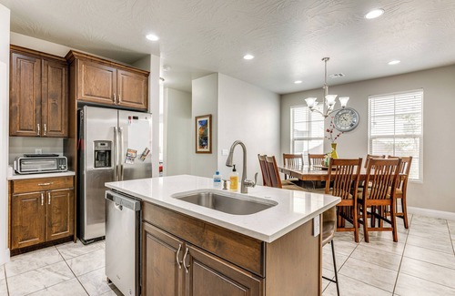 Sienna Hills Apartamento | Spacious St George Townhome: Office & Pool Access