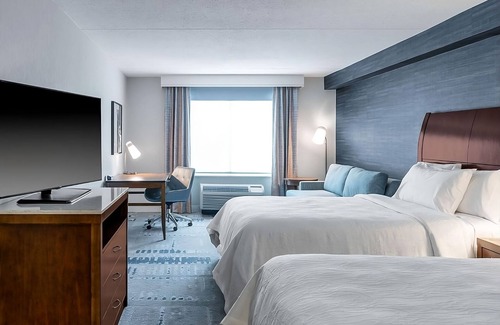 Radnor - Fort Myer Heights Hotel | Spacious Stay Perfect for Family Getaways & Exploring Washington, DC Attractions