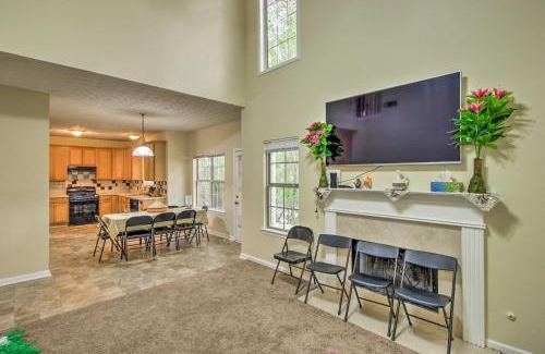 Stone Mountain Casa | Spacious Stone Mountain Home - Walk Everywhere!