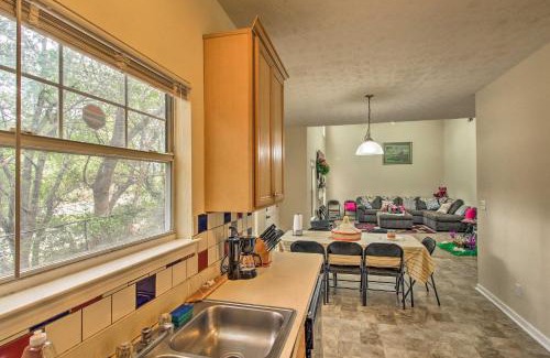 Stone Mountain Casa | Spacious Stone Mountain Home - Walk Everywhere!