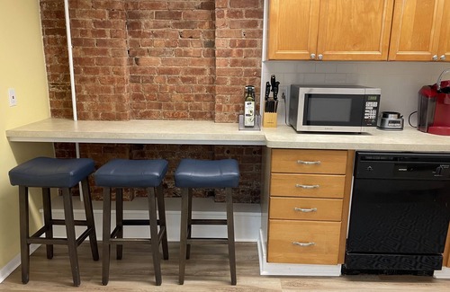 Hoboken Apartamento | Spacious Studio apartment w/kitchen, outdoor space
