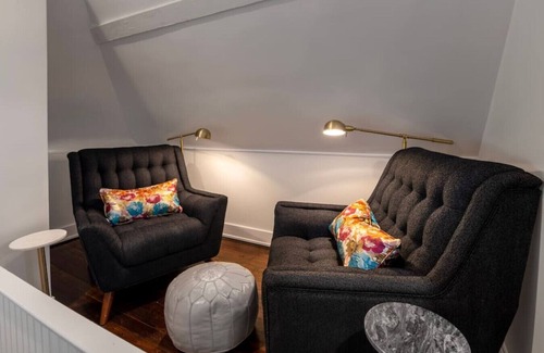 East Walnut HIlls Apartamento | Spacious Studio | Central Locale