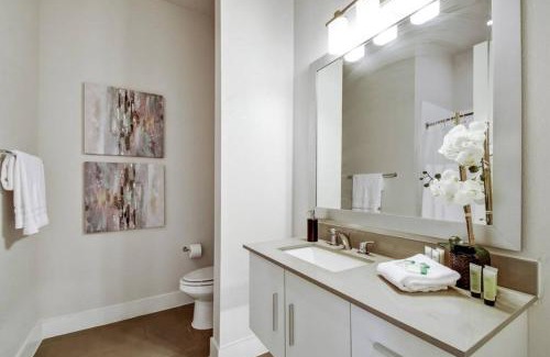 King William Apartamento | Spacious Studio Close to Riverwalk Free Parking