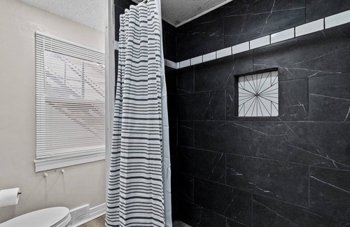 Winston - Salem Apartamento | Spacious Studio with High Speed Internet Unit 3