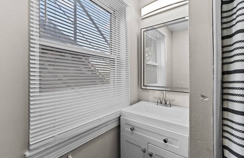 Winston - Salem Apartamento | Spacious Studio with High Speed Internet Unit 3