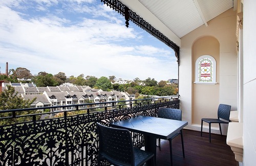 Glebe Apartamento | Amplio estudio con balcón en el centro de Glebe