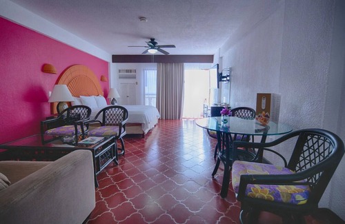 Zona sur Hotel | Spacious Studio with Panoramic Ocean Views | Private Beach Access