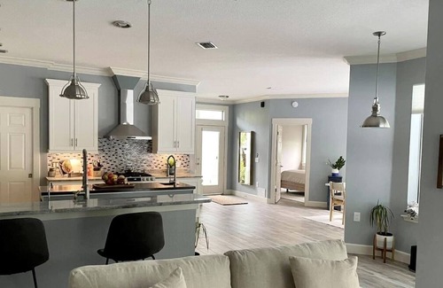 Braden River Casa | Spacious, Stunning, Renovated 2 BR/3BA Florida Pool Home