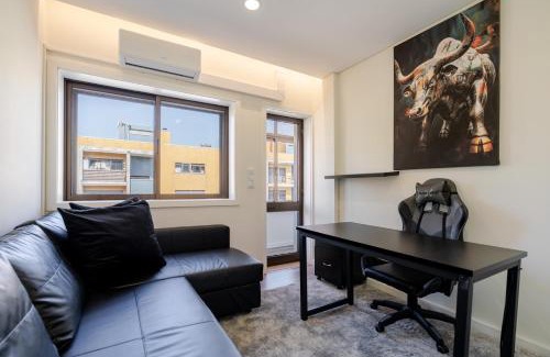 Ermesinde Apartamento | Spacious & Stylish Flat with Garage by HostWise