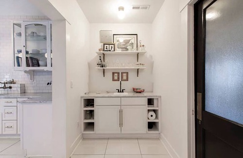 New Albany Casa | Amplios y elegantes minutos de alquiler histórico de Louisville y Churchill Downs