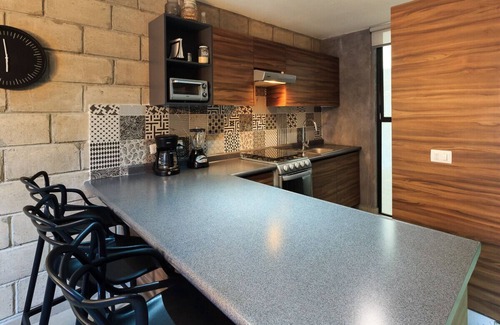 Centro de Guadalajara Apartamento | Spacious Stylish Loft w/Gym & Coworking | 1 BD | Tribu Colón