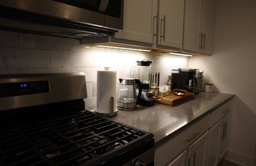 McNeil Casa | Spacious & Stylish Room with Private Bath – Perfect Location!