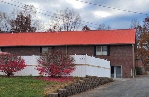 Green Valley Apartamento | Spacious Suite C w/a Mt. View