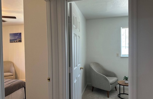 Arden-Arcade Casa | Spacious Suite E