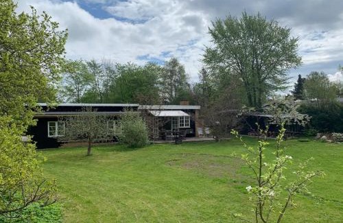 Vejby Casa | Spacious Summer House With Pool