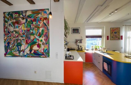 Schillerkiez Apartamento | Spacious Sunny Loft Duplex Apartment in Schillerkiez Berlin