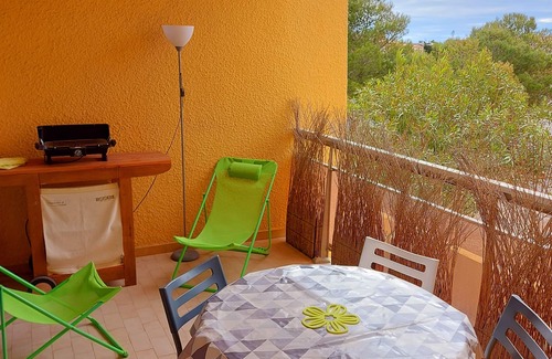 Port-la-Nouvelle Apartamento | Spacious T2 close to the beach and shops