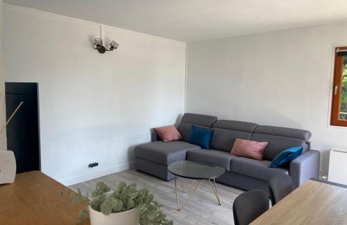 Touques Apartamento | Spacious T3 with balcony - close to town center