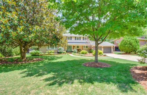 Greenville - Spartanburg Casa | Spacious Taylors Home about 5 Mi to Dtwn Greenville!