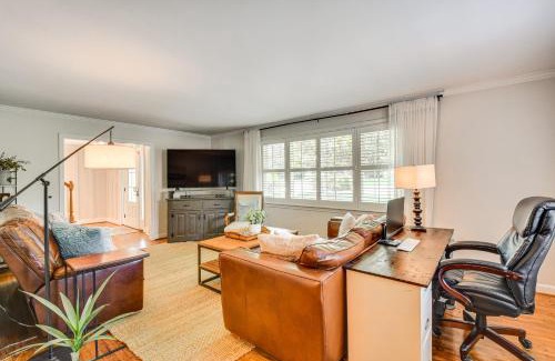 Greenville - Spartanburg Casa | Spacious Taylors Home about 5 Mi to Dtwn Greenville!