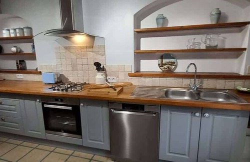 Bouresse Casa | Spacious Thomas house, ideal for 9 people.