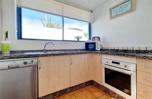 Costa Adeje Villa | Amplia vivienda vacacional de tres dormitorios con piscina.