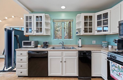 Naples Casa | Spacious Trickey Moose Family Retreat - Woodstove, Firepit, Kayaks, Water Access