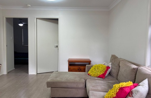 Baulkham Hills Casa | Spacious two bedroom granny @Baulkham Hills