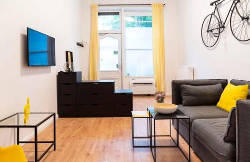 Wedding Apartamento | SPACIOUS Two BR plus AC plus SelfCheckIn