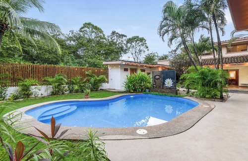 Playa Avellanas Villa | Spacious Two-Story Family Villa with Full Kitchen, Perfect for families