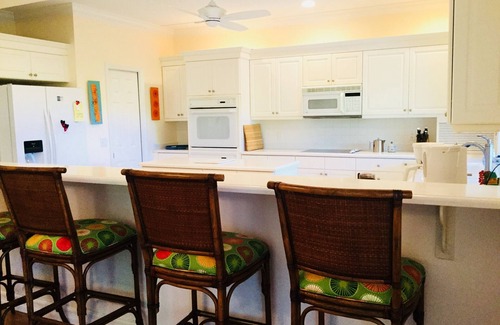 Heron's Landing Casa | Amplia y actualizada casa de Sanibel con piscina privada cerca de la playa de Bowman