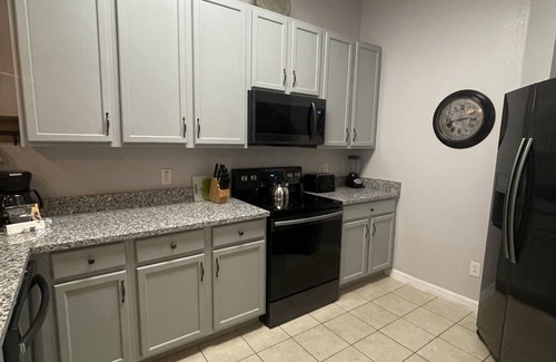 Bahama Bay Complejo | Spacious upgraded 1st floor condo w/ Resort Amenities. Disney, less than 15 mins