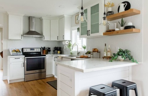 Highland Park Casa | Spacious Urban Oasis