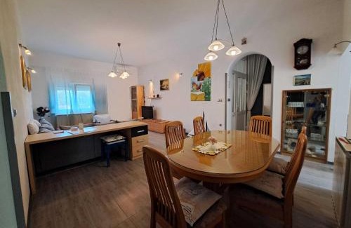 Dajla Apartamento | Spacious Urban Retreat Apartment with Terrace - Two Bedroom Apartment with Terrace