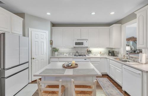 Uptown Casa | Spacious Urban Uptown Retreat townhouse