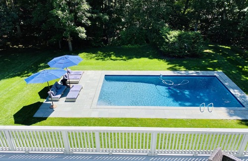 The Heights Casa | Spacious house next to the beach, Ferry and Eateries.