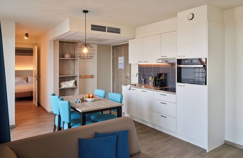 Lissewege Apartamento | Spacious vacation apartment for 4 persons