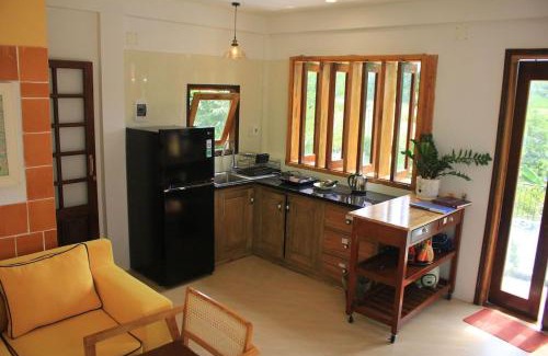 Huong Thuy Casa | Spacious view house 2BR