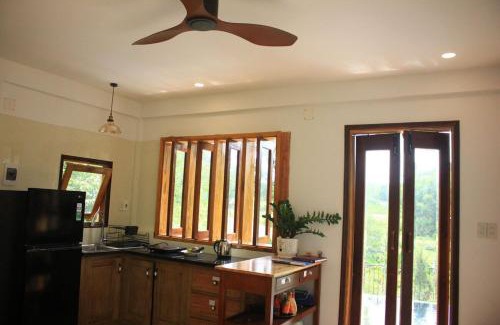Huong Thuy Casa | Spacious view house 2BR