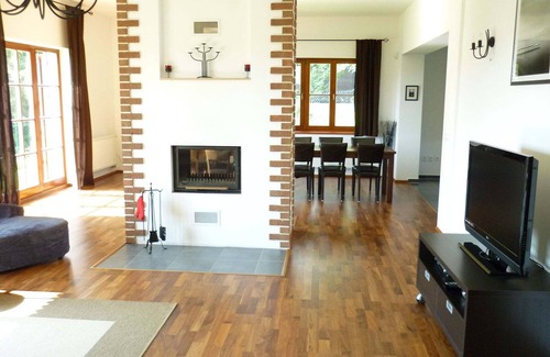 Lipno nad Vltavou Villa | Villa moderna en Lipno nad Vltavou con sauna