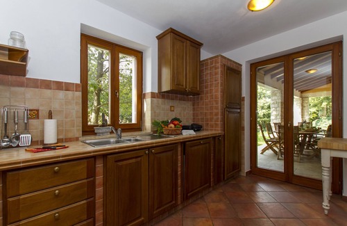 Stanisovi Villa | Amplia villa Ana con piscina para vacaciones tranquilas