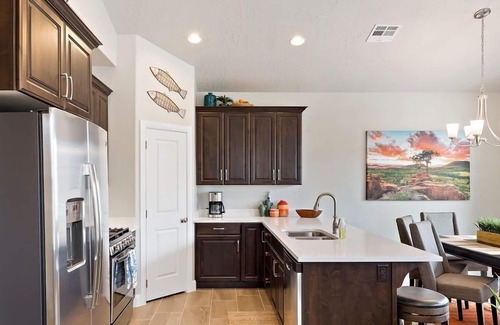 Sienna Hills Condominio | Lovin Life 3 Bedroom Apts