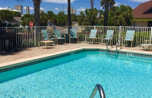 Bahama Beach Villa | HERMOSA VILLA DE PLAYA!** DUERME 10 ** PASOS PARA TRATAR LA PLAYA Y LA PISCINA * GESTIONADO POR EL PROPIETARIO *