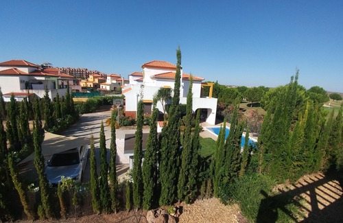 Costa Esuri Villa | Amplia villa con magníficas vistas al campo de golf en el Guadiana y Portugal
