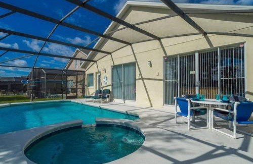 Four Corners Casa | Spacious Villa with Pool, spa & Game Room